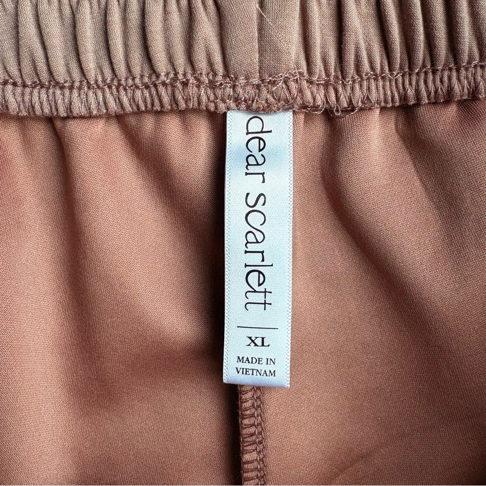 Dear Scarlett Tan Wide Leg Pants with Relaxed Fit and Elastic Waistband size XL - Picture 2 of 4